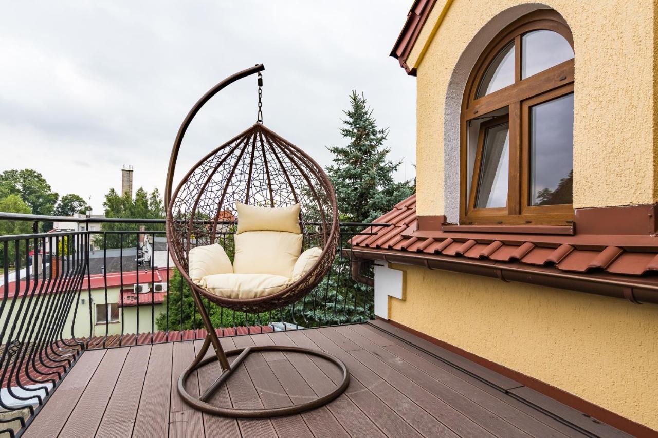 Pokoje Goscinne Przy Rynku Dąbrówno 外观 照片
